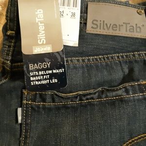 Silver tab Levi's